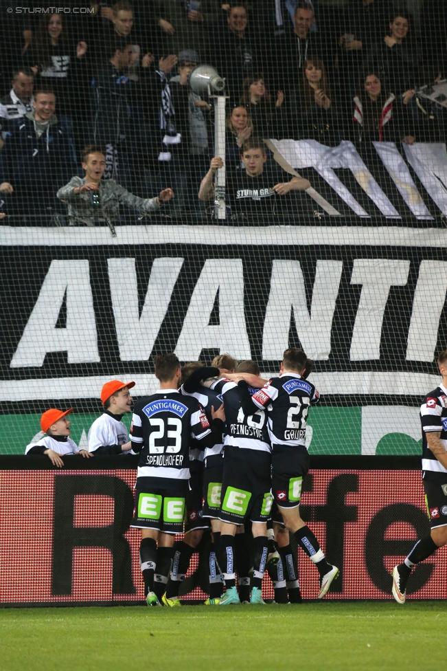 Sturm Graz - Admira
Oesterreichische Fussball Bundesliga, 26. Runde, SK Sturm Graz - FC Admira Wacker Moedling, Stadion Liebenau Graz, 21.03.2015. 

Foto zeigt die Mannschaft von Sturm
Schlüsselwörter: torjubel