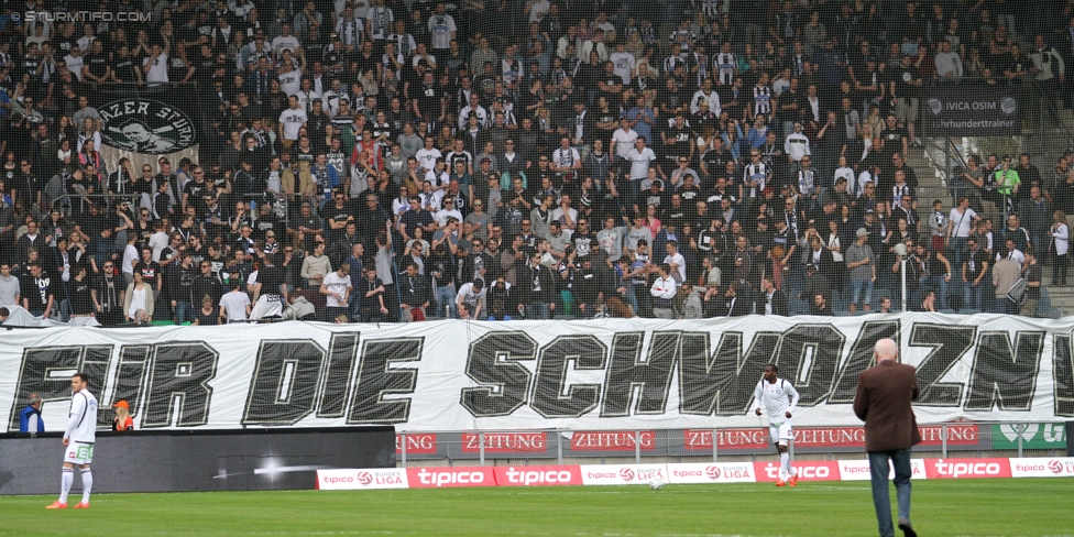 Sturm Graz - Altach
Oesterreichische Fussball Bundesliga, 28. Runde, SK Sturm Graz - SCR Altach, Stadion Liebenau Graz, 11.04.2015. 

Foto zeigt Fans von Sturm mit einer Choreografie
