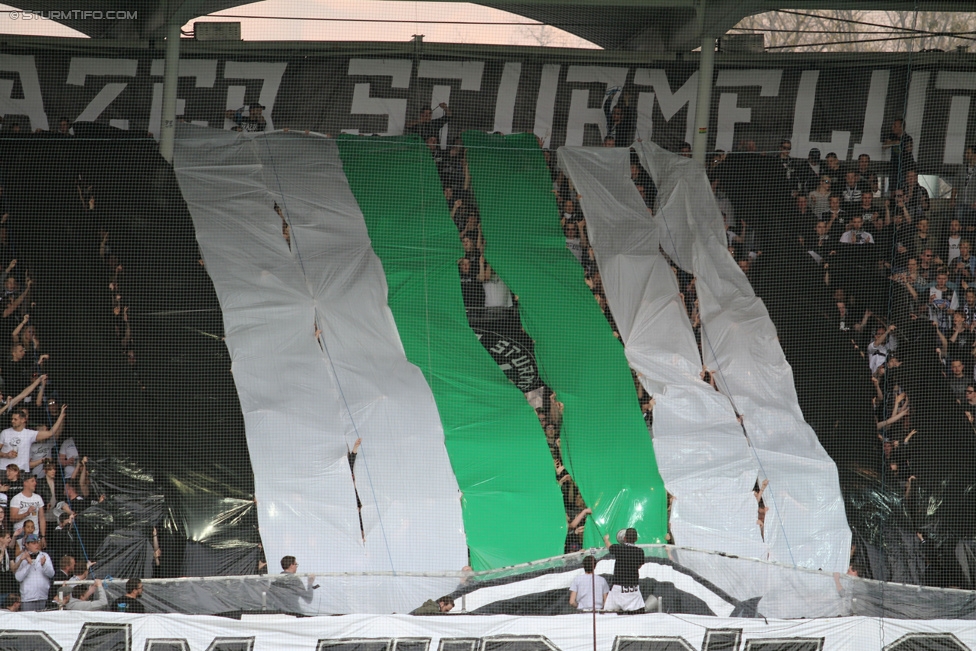 Sturm Graz - Altach
Oesterreichische Fussball Bundesliga, 28. Runde, SK Sturm Graz - SCR Altach, Stadion Liebenau Graz, 11.04.2015. 

Foto zeigt Fans von Sturm mit einer Choreografie
