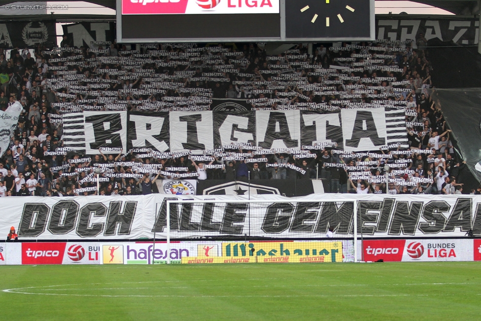 Sturm Graz - Altach
Oesterreichische Fussball Bundesliga, 28. Runde, SK Sturm Graz - SCR Altach, Stadion Liebenau Graz, 11.04.2015. 

Foto zeigt Fans von Sturm mit einer Choreografie
