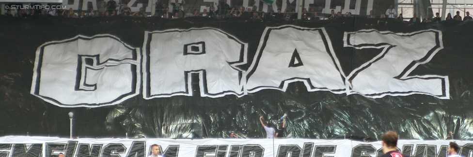 Sturm Graz - Altach
Oesterreichische Fussball Bundesliga, 28. Runde, SK Sturm Graz - SCR Altach, Stadion Liebenau Graz, 11.04.2015. 

Foto zeigt Fans von Sturm mit einer Choreografie
