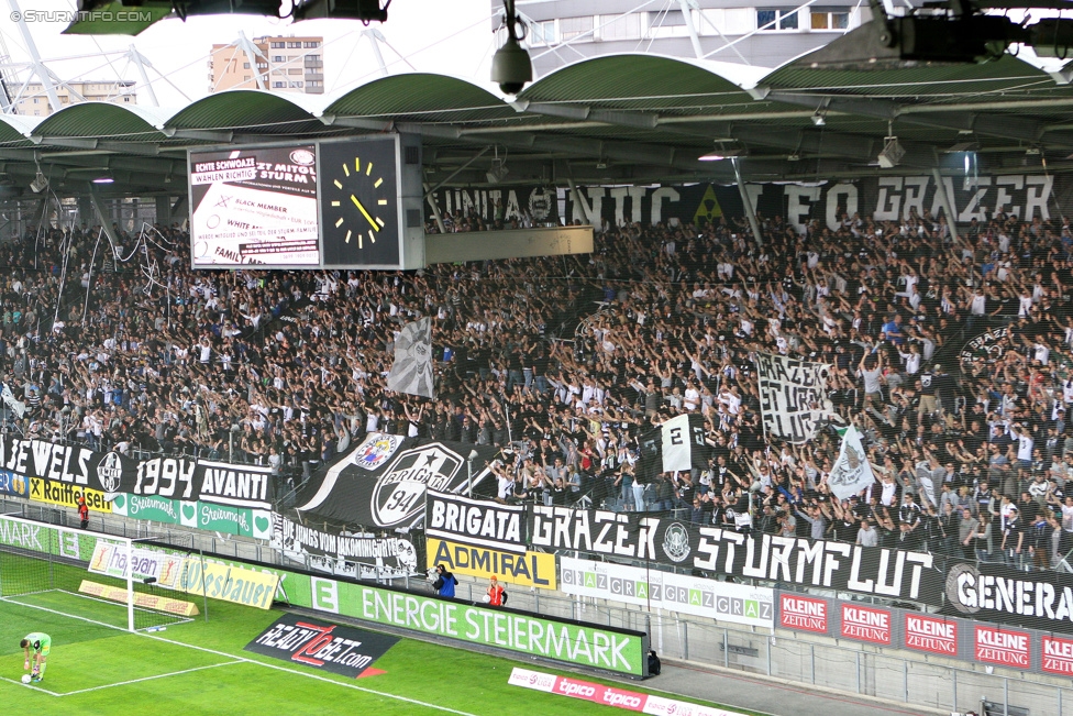 Sturm Graz - Altach
Oesterreichische Fussball Bundesliga, 28. Runde, SK Sturm Graz - SCR Altach, Stadion Liebenau Graz, 11.04.2015. 

Foto zeigt Fans von Sturm
