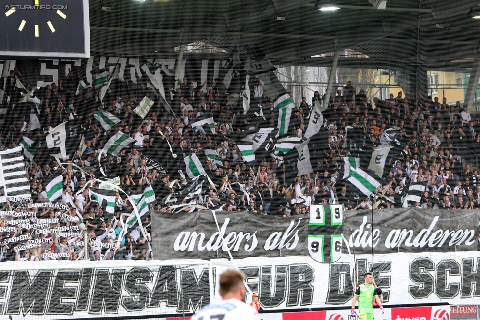 Sturm Graz - Altach
Oesterreichische Fussball Bundesliga, 28. Runde, SK Sturm Graz - SCR Altach, Stadion Liebenau Graz, 11.04.2015. 

Foto zeigt Fans von Sturm mit einer Choreografie
