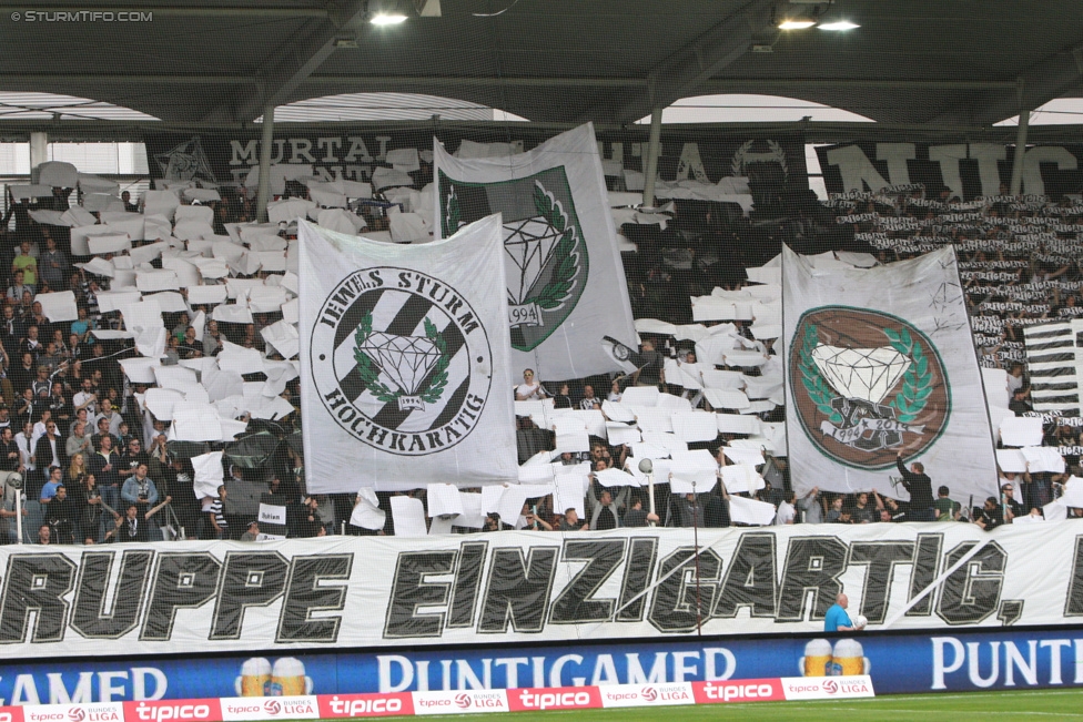 Sturm Graz - Altach
Oesterreichische Fussball Bundesliga, 28. Runde, SK Sturm Graz - SCR Altach, Stadion Liebenau Graz, 11.04.2015. 

Foto zeigt Fans von Sturm mit einer Choreografie
