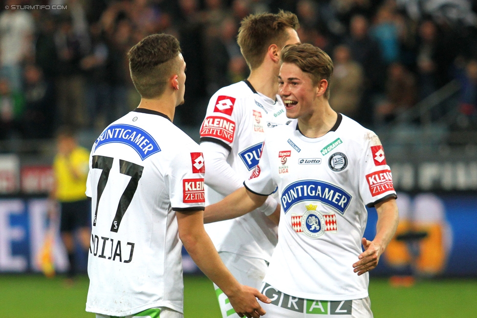 Sturm Graz - Altach
Oesterreichische Fussball Bundesliga, 28. Runde, SK Sturm Graz - SCR Altach, Stadion Liebenau Graz, 11.04.2015. 

Foto zeigt Donisi Avdijaj (Sturm) und Andreas Gruber (Sturm)
Schlüsselwörter: torjubel