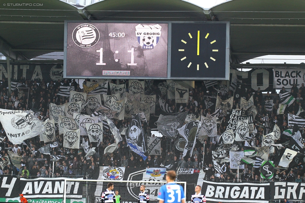 Sturm Graz - Groedig
Oesterreichische Fussball Bundesliga, 29. Runde, SK Sturm Graz - SV Groedig, Stadion Liebenau Graz, 18.04.2015. 

Foto zeigt Fans von Sturm
