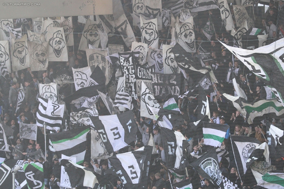 Sturm Graz - Groedig
Oesterreichische Fussball Bundesliga, 29. Runde, SK Sturm Graz - SV Groedig, Stadion Liebenau Graz, 18.04.2015. 

Foto zeigt Fans von Sturm
