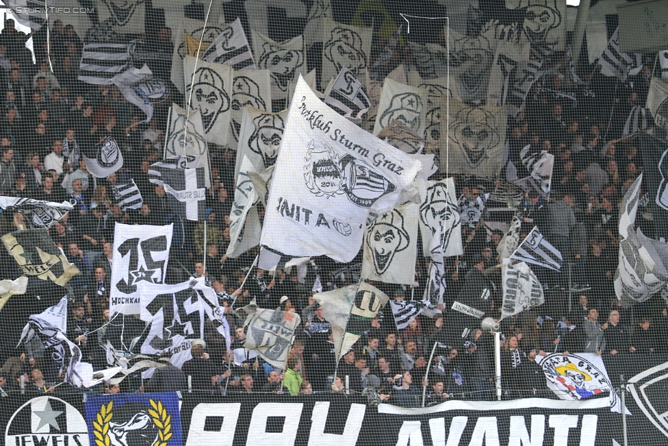 Sturm Graz - Groedig
Oesterreichische Fussball Bundesliga, 29. Runde, SK Sturm Graz - SV Groedig, Stadion Liebenau Graz, 18.04.2015. 

Foto zeigt Fans von Sturm
