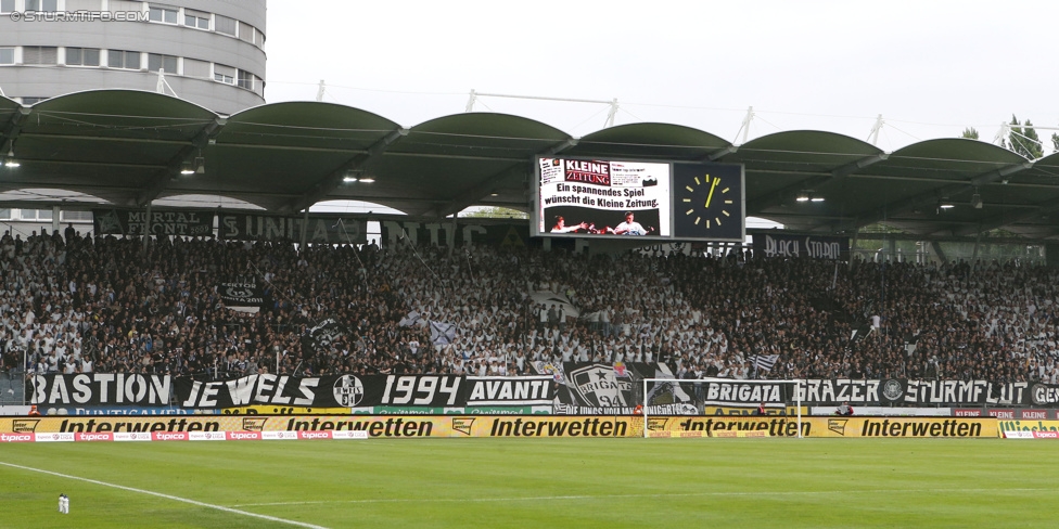 Sturm Graz - Rapid Wien
Oesterreichische Fussball Bundesliga, 31. Runde, SK Sturm Graz - SK Rapid Wien, Stadion Liebenau Graz, 03.05.2015. 

Foto zeigt Fans von Sturm mit einer Choreografie
