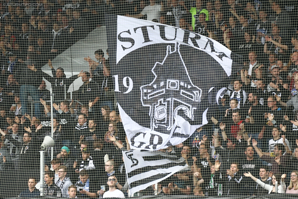 Sturm Graz - Rapid Wien
Oesterreichische Fussball Bundesliga, 31. Runde, SK Sturm Graz - SK Rapid Wien, Stadion Liebenau Graz, 03.05.2015. 

Foto zeigt Fans von Sturm
