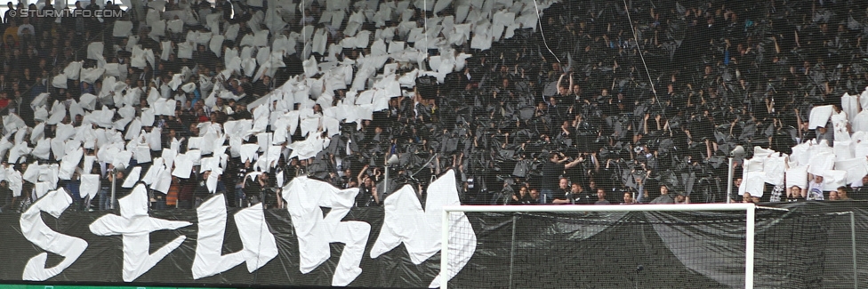 Sturm Graz - Rapid Wien
Oesterreichische Fussball Bundesliga, 31. Runde, SK Sturm Graz - SK Rapid Wien, Stadion Liebenau Graz, 03.05.2015. 

Foto zeigt Fans von Sturm mit einer Choreografie
