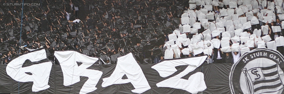 Sturm Graz - Rapid Wien
Oesterreichische Fussball Bundesliga, 31. Runde, SK Sturm Graz - SK Rapid Wien, Stadion Liebenau Graz, 03.05.2015. 

Foto zeigt Fans von Sturm mit einer Choreografie
