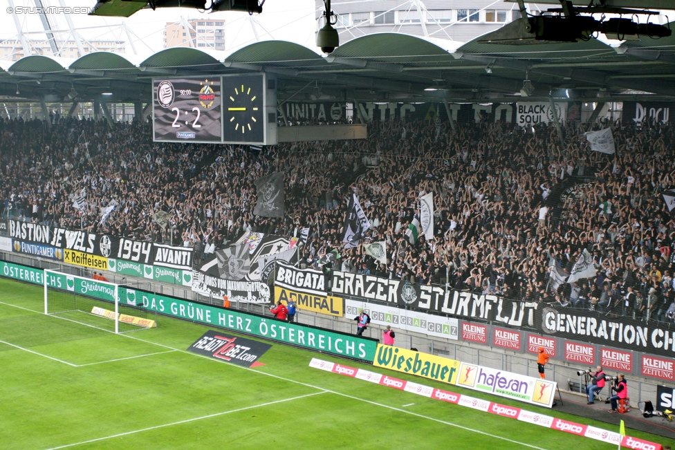 Sturm Graz - Rapid Wien
Oesterreichische Fussball Bundesliga, 31. Runde, SK Sturm Graz - SK Rapid Wien, Stadion Liebenau Graz, 03.05.2015. 

Foto zeigt Fans von Sturm
