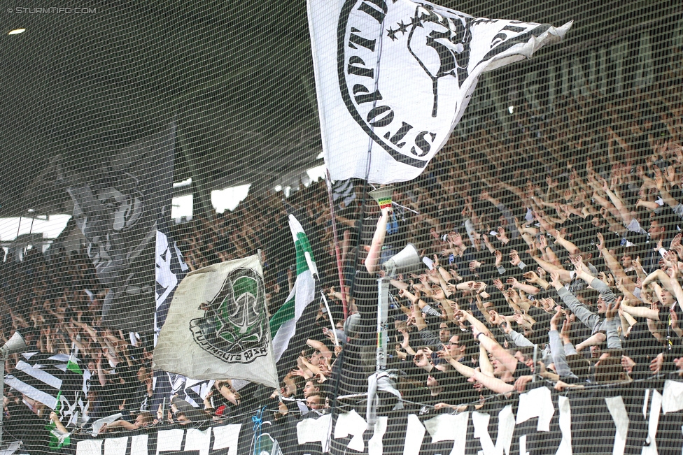 Sturm Graz - Rapid Wien
Oesterreichische Fussball Bundesliga, 31. Runde, SK Sturm Graz - SK Rapid Wien, Stadion Liebenau Graz, 03.05.2015. 

Foto zeigt Fans von Sturm
