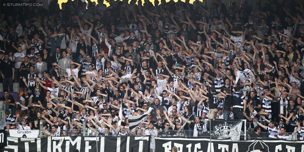 Austria Wien - Sturm Graz
Oesterreichische Fussball Bundesliga, 32. Runde, FK Austria Wien - SK Sturm Graz, Franz-Horr-Stadion Wien, 09.05.2015. 

Foto zeigt Fans von Sturm
