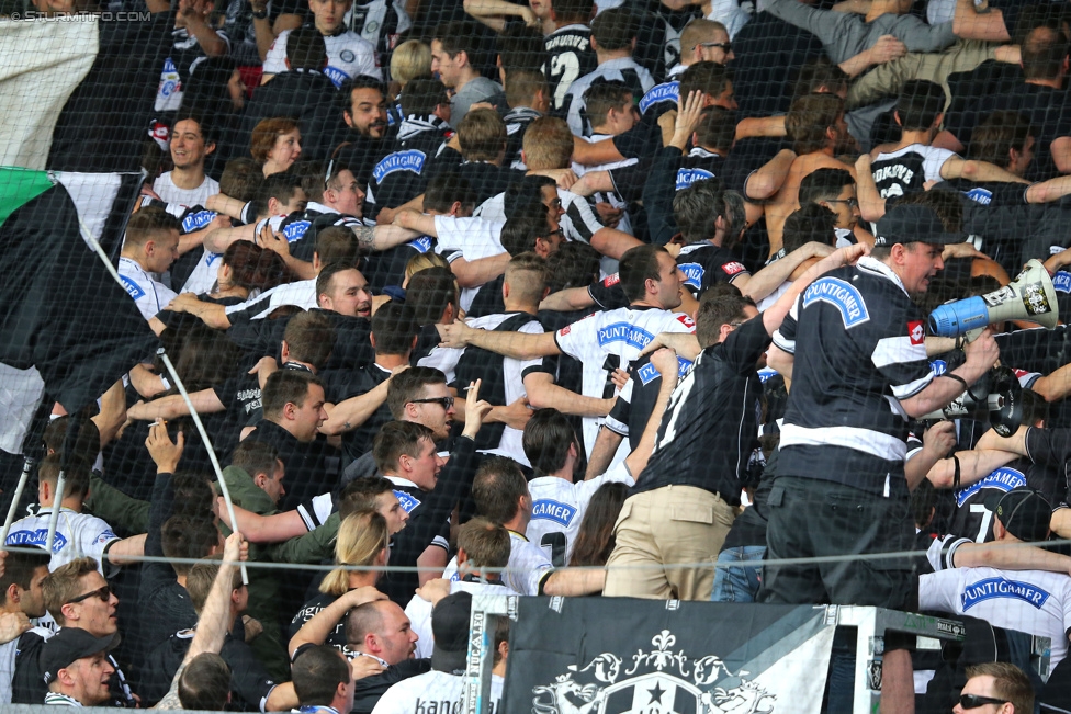 Austria Wien - Sturm Graz
Oesterreichische Fussball Bundesliga, 32. Runde, FK Austria Wien - SK Sturm Graz, Franz-Horr-Stadion Wien, 09.05.2015. 

Foto zeigt Fans von Sturm
