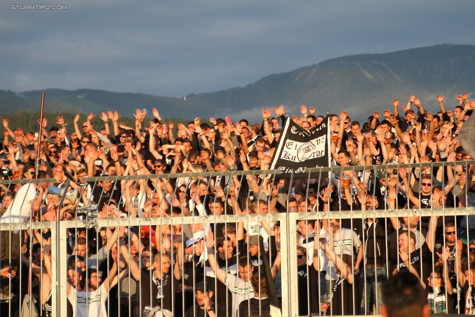 Wolfsberg - Sturm Graz
Oesterreichische Fussball Bundesliga, 33. Runde, Wolfsberger AC - SK Sturm Graz, Lavanttal Arena Wolfsberg, 16.05.2015. 

Foto zeigt Fans von Sturm
