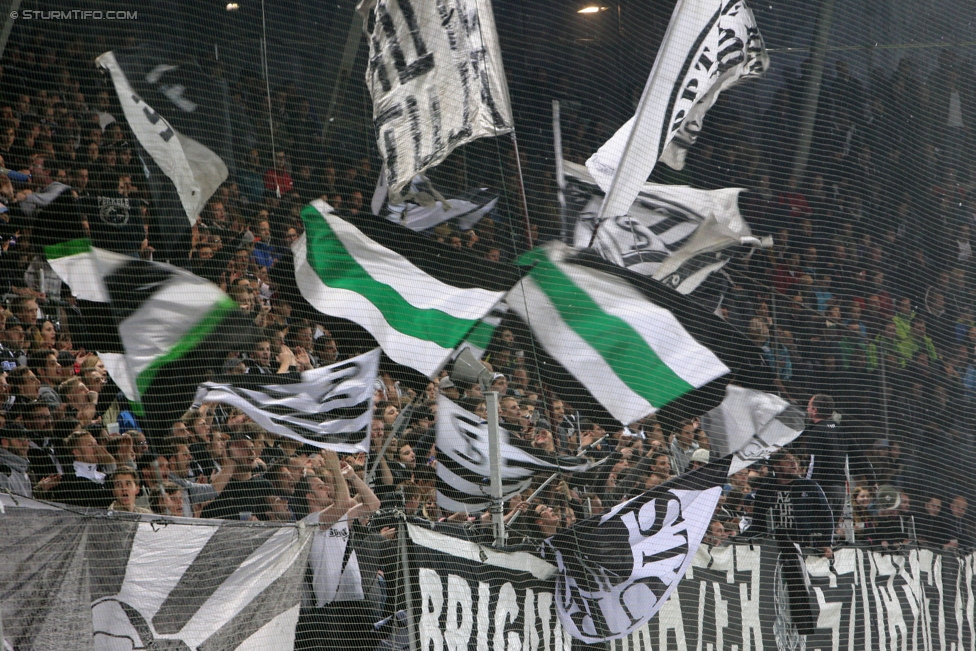 Sturm Graz - RB Salzburg
Oesterreichische Fussball Bundesliga, 34. Runde, SK Sturm Graz - FC RB Salzburg, Stadion Liebenau Graz, 20.05.2015. 

Foto zeigt Fans von Sturm
