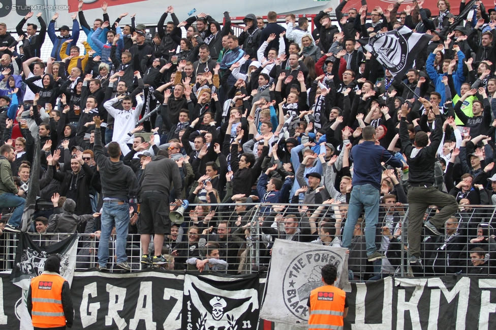 Admira Wacker - Sturm Graz
Oesterreichische Fussball Bundesliga, 35. Runde, FC Admira Wacker Moedling - SK Sturm Graz, Stadion Suedstadt Maria Enzersdorf, 24.05.2015. 

Foto zeigt Fans von Sturm
