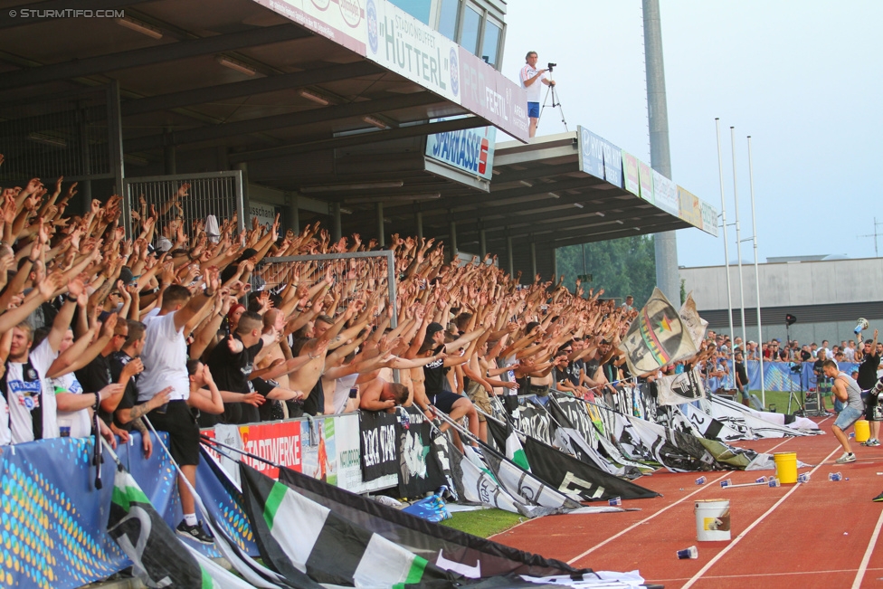 Hartberg - Sturm Graz
OEFB Cup, 1. Runde, TSV Hartberg - SK Sturm Graz, Arena Hartberg, 18.07.2015. 

Foto zeigt Fans von Sturm
