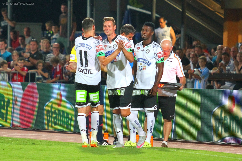 Hartberg - Sturm Graz
OEFB Cup, 1. Runde, TSV Hartberg - SK Sturm Graz, Arena Hartberg, 18.07.2015. 

Foto zeigt Josip Tadic (Sturm), Roman Kienast (Sturm) und Osagie Bright Edomwonyi (Sturm)
Schlüsselwörter: torjubel