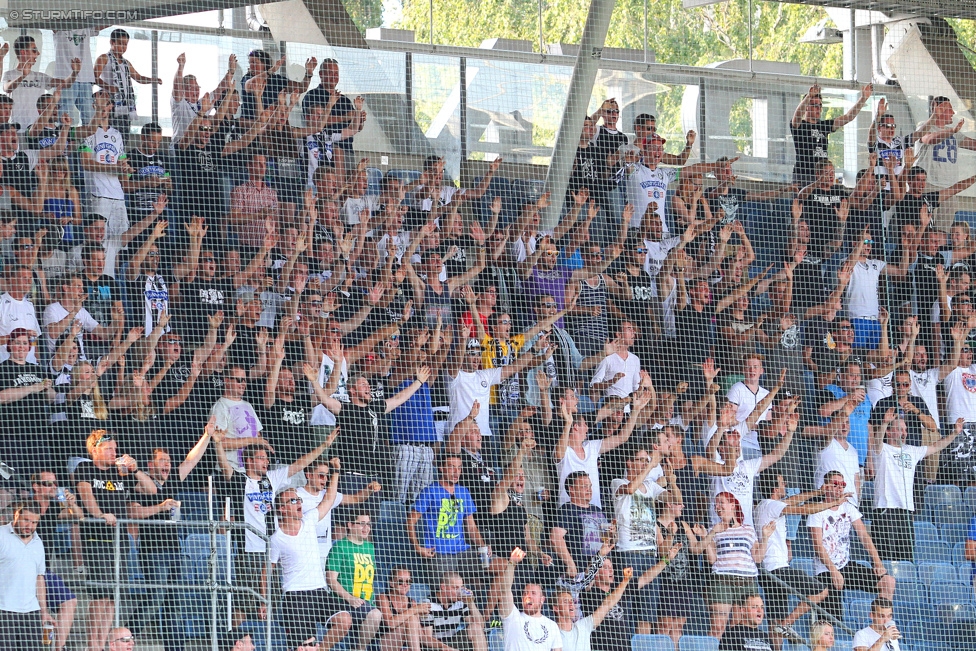 Sturm Graz - Besiktas
Testspiel,  SK Sturm Graz - Besiktas Istanbul, Stadion Liebenau Graz, 22.07.2015. 

Foto zeigt Fans von Sturm

