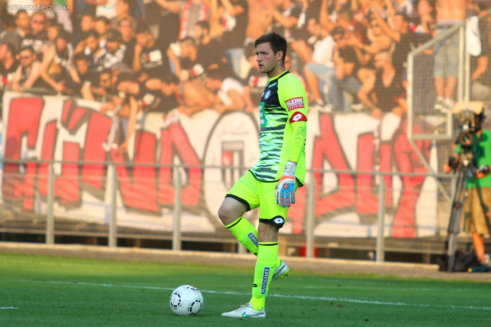 Sturm Graz - Besiktas
Testspiel,  SK Sturm Graz - Besiktas Istanbul, Stadion Liebenau Graz, 22.07.2015. 

Foto zeigt Michael Esser (Sturm)
