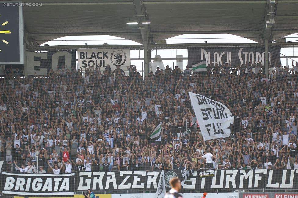 Sturm Graz - Admira Wacker
Oesterreichische Fussball Bundesliga, 1. Runde, SK Sturm Graz - FC Admira Wacker Moedling, Stadion Liebenau Graz, 25.07.2015. 

Foto zeigt Fans von Sturm
