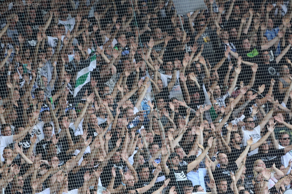 Sturm Graz - Admira Wacker
Oesterreichische Fussball Bundesliga, 1. Runde, SK Sturm Graz - FC Admira Wacker Moedling, Stadion Liebenau Graz, 25.07.2015. 

Foto zeigt Fans von Sturm
