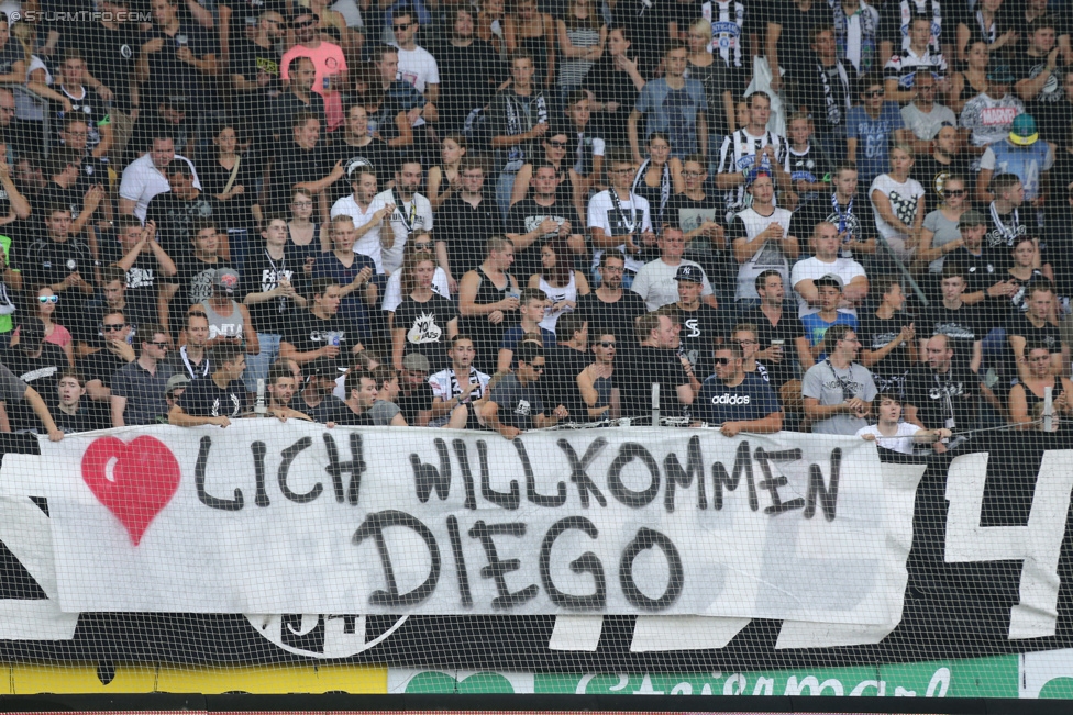 Sturm Graz - Admira Wacker
Oesterreichische Fussball Bundesliga, 1. Runde, SK Sturm Graz - FC Admira Wacker Moedling, Stadion Liebenau Graz, 25.07.2015. 

Foto zeigt Fans von Sturm mit einem Spruchband
