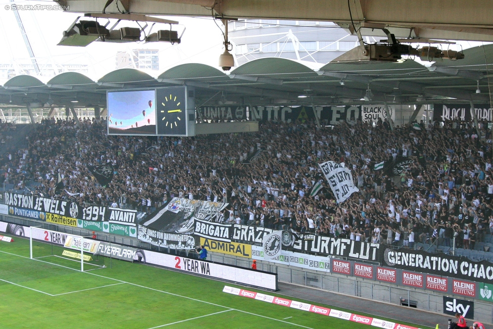 Sturm Graz - Admira Wacker
Oesterreichische Fussball Bundesliga, 1. Runde, SK Sturm Graz - FC Admira Wacker Moedling, Stadion Liebenau Graz, 25.07.2015. 

Foto zeigt Fans von Sturm
