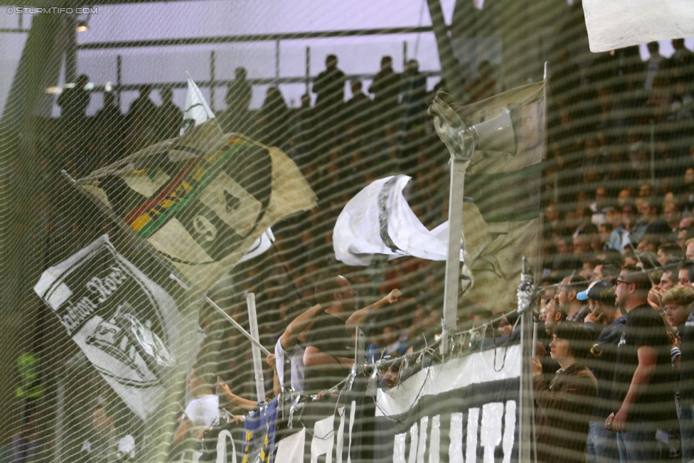 Sturm Graz - Rubin Kasan
UEFA Europa League Qualifikation 3. Runde, SK Sturm Graz -  FK Rubin Kasan, Stadion Liebenau Graz, 30.07.2015. 

Foto zeigt Fans von Sturm
