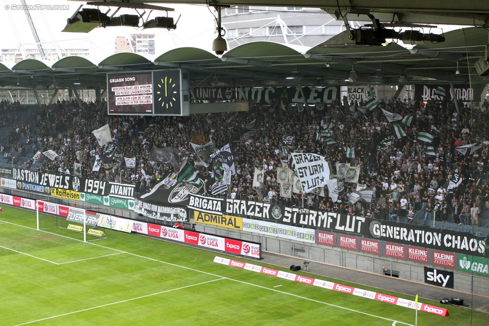 Sturm Graz - Groedig
Oesterreichische Fussball Bundesliga, 2. Runde, SK Sturm Graz - SV Groedig, Stadion Liebenau Graz, 02.08.2015. 

Foto zeigt Fans von Sturm
