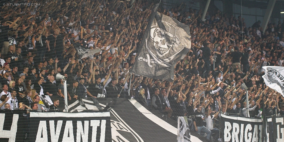 Sturm Graz - Groedig
Oesterreichische Fussball Bundesliga, 2. Runde, SK Sturm Graz - SV Groedig, Stadion Liebenau Graz, 02.08.2015. 

Foto zeigt Fans von Sturm
