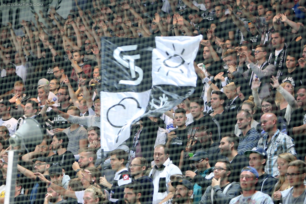 Sturm Graz - Groedig
Oesterreichische Fussball Bundesliga, 2. Runde, SK Sturm Graz - SV Groedig, Stadion Liebenau Graz, 02.08.2015. 

Foto zeigt Fans von Sturm
