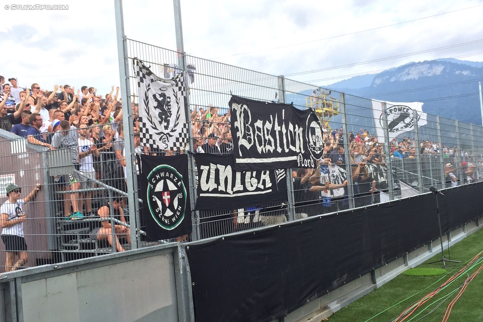 Altach - Sturm Graz
Oesterreichische Fussball Bundesliga, 3. Runde, SC Rheindorf Altach - SK Sturm Graz, Stadion Schnabelholz Altach, 09.08.2015. 

Foto zeigt Fans von Sturm
