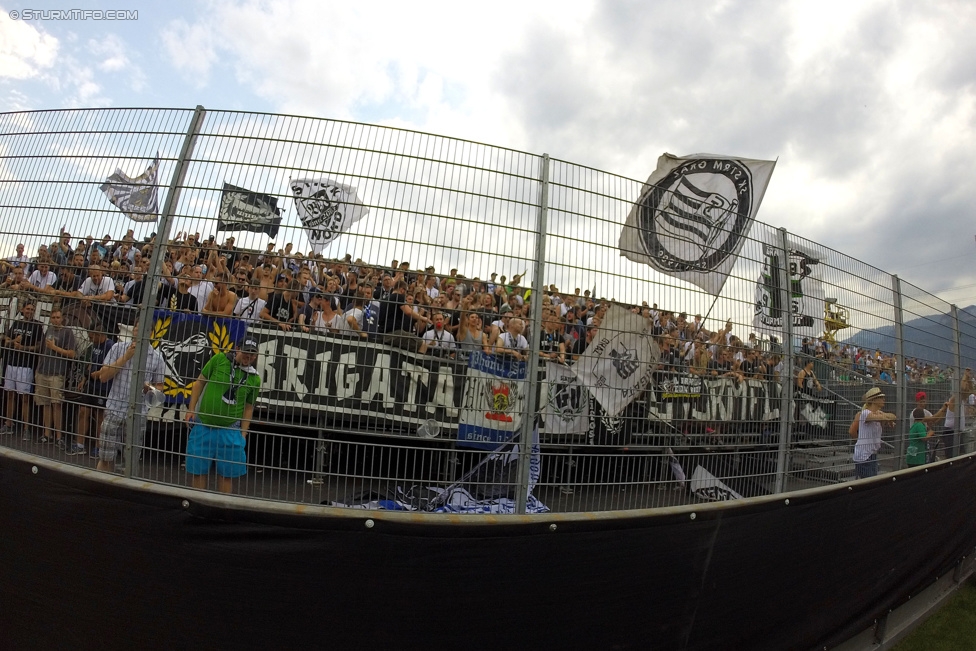 Altach - Sturm Graz
Oesterreichische Fussball Bundesliga, 3. Runde, SC Rheindorf Altach - SK Sturm Graz, Stadion Schnabelholz Altach, 09.08.2015. 

Foto zeigt Fans von Sturm
