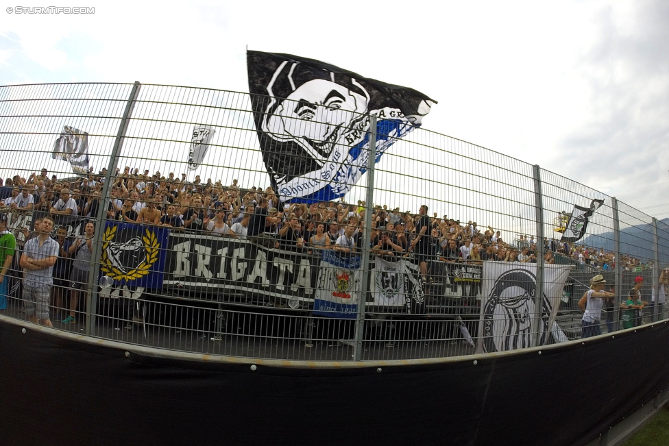 Altach - Sturm Graz
Oesterreichische Fussball Bundesliga, 3. Runde, SC Rheindorf Altach - SK Sturm Graz, Stadion Schnabelholz Altach, 09.08.2015. 

Foto zeigt Fans von Sturm
