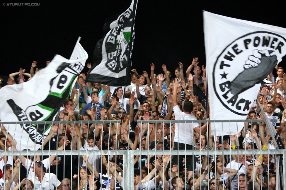 Wolfsberg - Sturm Graz
Oesterreichische Fussball Bundesliga, 4. Runde, Wolfsberger AC - SK Sturm Graz, Lavanttal-Arena Wolfsberg, 12.08.2015. 

Foto zeigt Fans von Sturm
