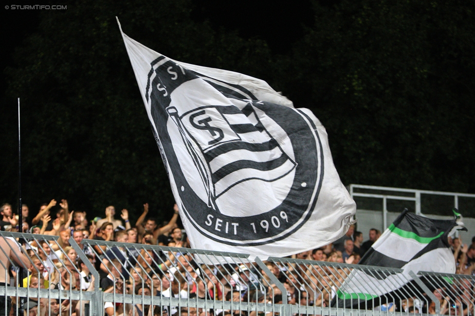 Wolfsberg - Sturm Graz
Oesterreichische Fussball Bundesliga, 4. Runde, Wolfsberger AC - SK Sturm Graz, Lavanttal-Arena Wolfsberg, 12.08.2015. 

Foto zeigt Fans von Sturm
