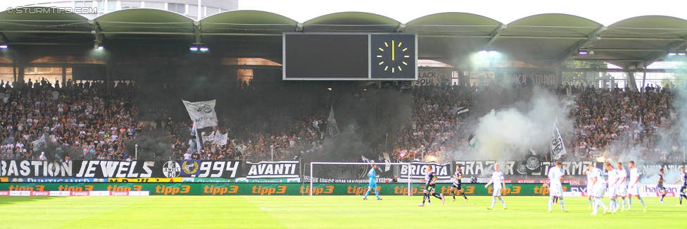 Sturm Graz - Rapid Wien
Oesterreichische Fussball Bundesliga, 5. Runde, SK Sturm Graz - SK Rapid Wien, Stadion Liebenau Graz, 16.08.2015. 

Foto zeigt Fans von Sturm
