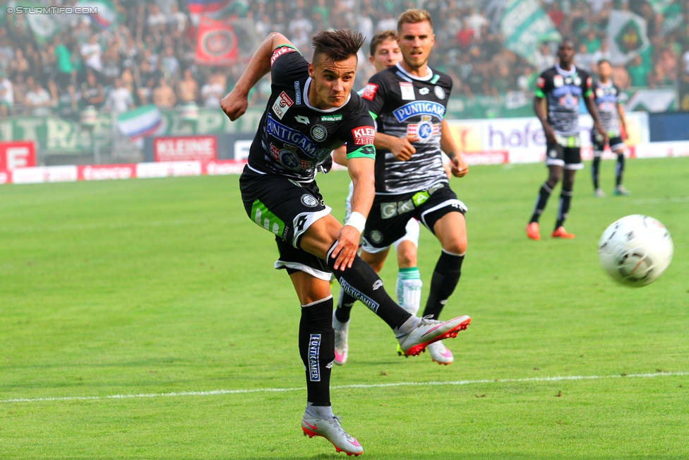 Sturm Graz - Rapid Wien
Oesterreichische Fussball Bundesliga, 5. Runde, SK Sturm Graz - SK Rapid Wien, Stadion Liebenau Graz, 16.08.2015. 

Foto zeigt Kristijan Dobras (Sturm) und Thorsten Schick (Sturm)
