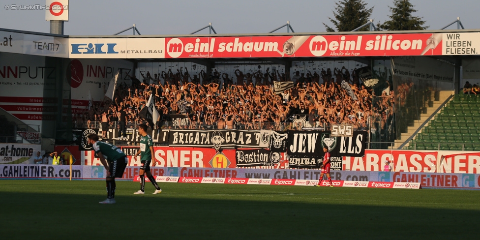 Ried - Sturm Graz
Oesterreichische Fussball Bundesliga, 6. Runde, SV Ried - SK Sturm Graz, Arena Ried, 22.08.2015. 

Foto zeigt Fans von Sturm
