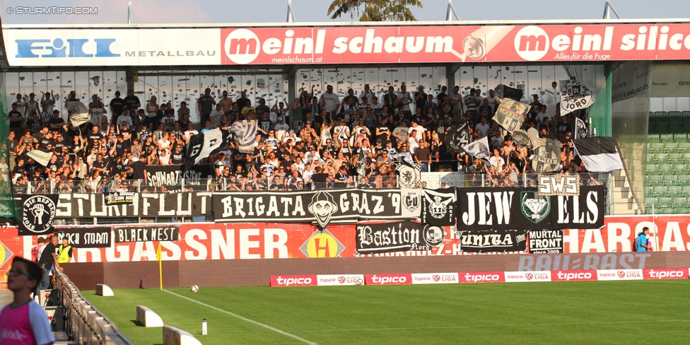 Ried - Sturm Graz
Oesterreichische Fussball Bundesliga, 6. Runde, SV Ried - SK Sturm Graz, Arena Ried, 22.08.2015. 

Foto zeigt Fans von Sturm
