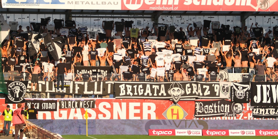 Ried - Sturm Graz
Oesterreichische Fussball Bundesliga, 6. Runde, SV Ried - SK Sturm Graz, Arena Ried, 22.08.2015. 

Foto zeigt Fans von Sturm
