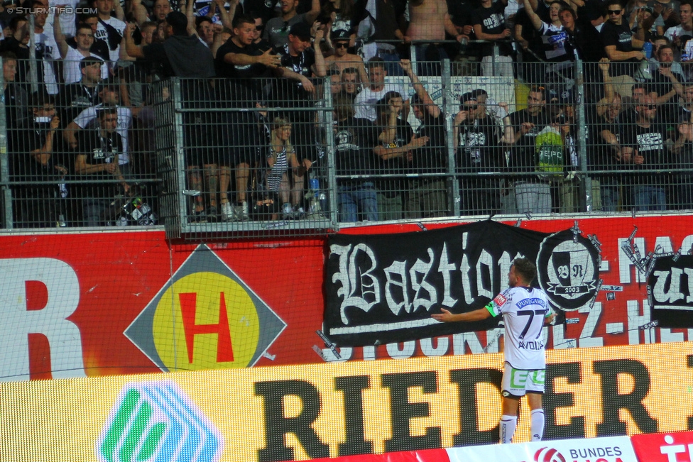 Ried - Sturm Graz
Oesterreichische Fussball Bundesliga, 6. Runde, SV Ried - SK Sturm Graz, Arena Ried, 22.08.2015. 

Foto zeigt Fans von Sturm und Donisi Avdijaj (Sturm)
Schlüsselwörter: diskussion