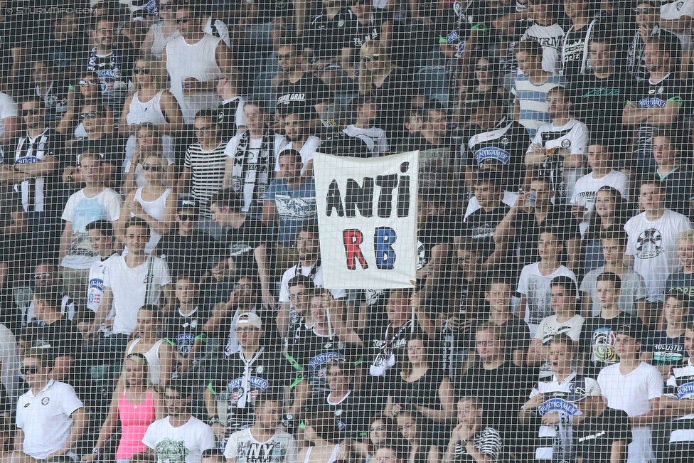 Sturm Graz - RB Salzburg
Oesterreichische Fussball Bundesliga, 7. Runde, SK Sturm Graz - FC RB Salzburg, Stadion Liebenau Graz, 30.08.2015. 

Foto zeigt Fans von Sturm
