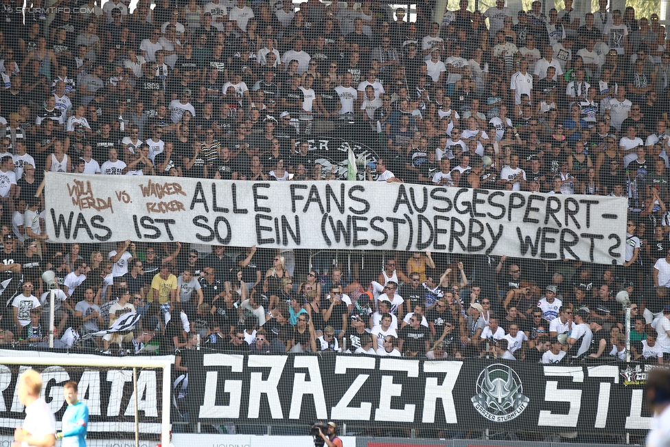 Sturm Graz - RB Salzburg
Oesterreichische Fussball Bundesliga, 7. Runde, SK Sturm Graz - FC RB Salzburg, Stadion Liebenau Graz, 30.08.2015. 

Foto zeigt Fans von Sturm mit einem Spruchband
Schlüsselwörter: protest