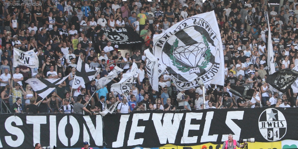 Sturm Graz - RB Salzburg
Oesterreichische Fussball Bundesliga, 7. Runde, SK Sturm Graz - FC RB Salzburg, Stadion Liebenau Graz, 30.08.2015. 

Foto zeigt Fans von Sturm
