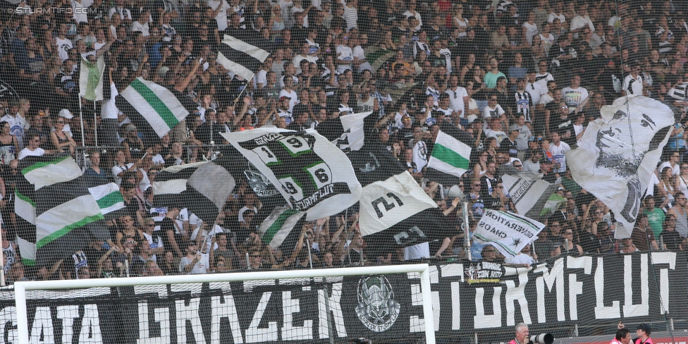 Sturm Graz - RB Salzburg
Oesterreichische Fussball Bundesliga, 7. Runde, SK Sturm Graz - FC RB Salzburg, Stadion Liebenau Graz, 30.08.2015. 

Foto zeigt Fans von Sturm
